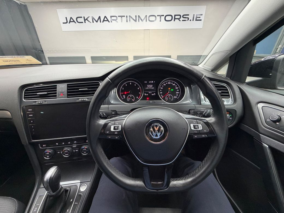 2017 Volkswagen Golf - image 22