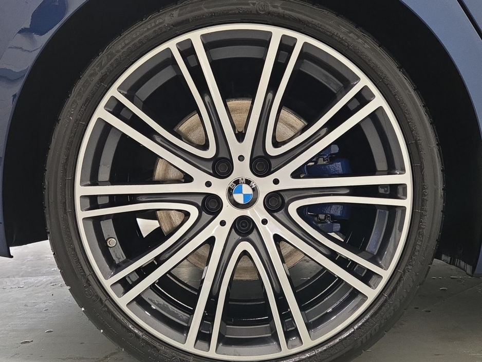 2019 BMW 5 Series 530d xDrive M Sport Saloon €36,950
