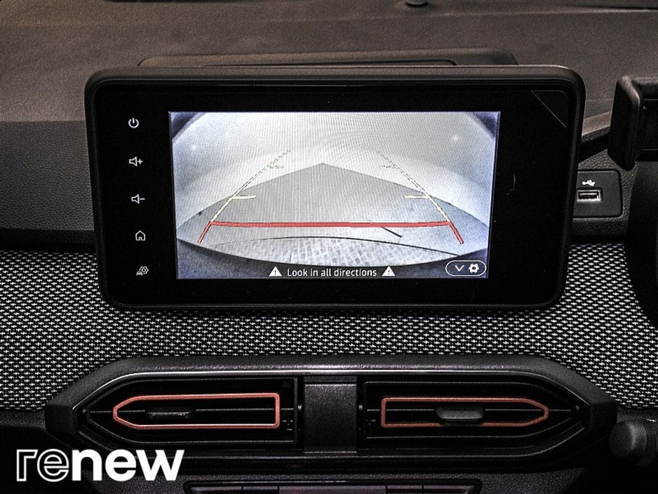 2022 Dacia Sandero Stepway - image 28