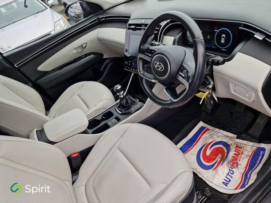 2021 Hyundai Tucson - image 3