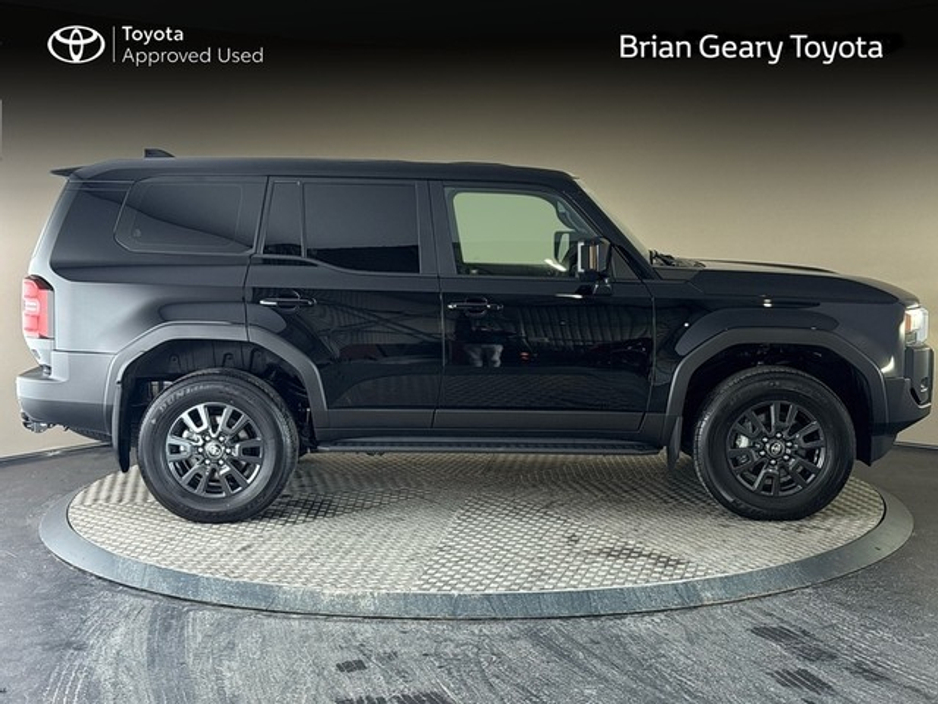 2026 Toyota Landcruiser - image 3