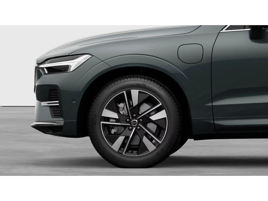2026 Volvo XC60 - image 7