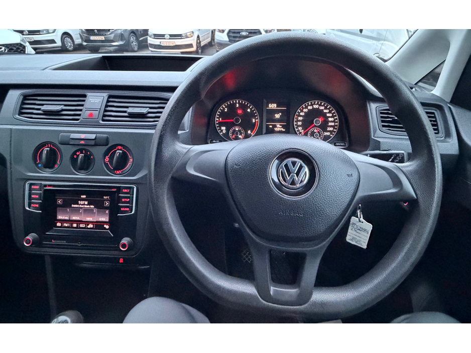 2019 Volkswagen Caddy 102BHP €13,983