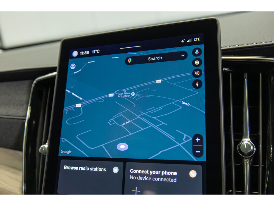 2025 Volvo XC90 - image 23