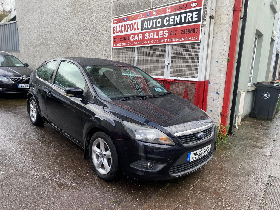 2008 Ford Focus - image 2