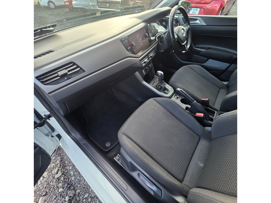 2020 Volkswagen Polo - image 19