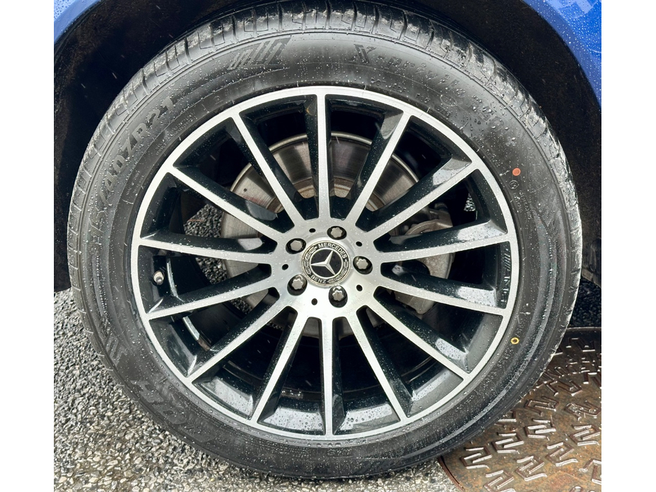 2022 Mercedes-Benz GLE Class - image 16