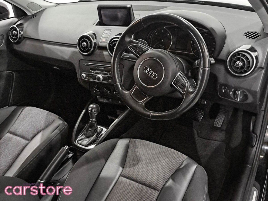 2017 Audi A1 - image 14