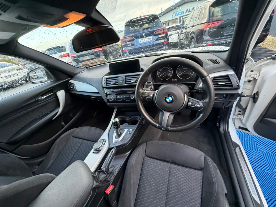 2016 BMW 1 Series - image 16