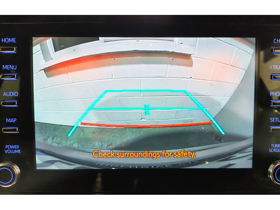 2022 Toyota C-HR 1.8 HYBRID SOL 4DR AUTO €21,995