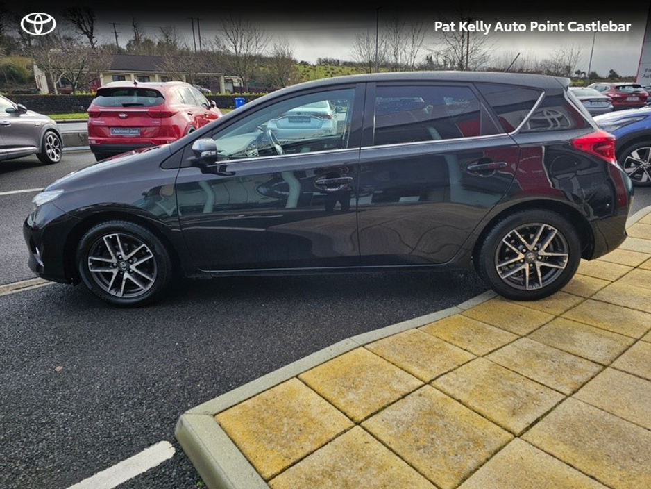 2015 Toyota Auris 1.33 5DR SOL 4DR €13,950