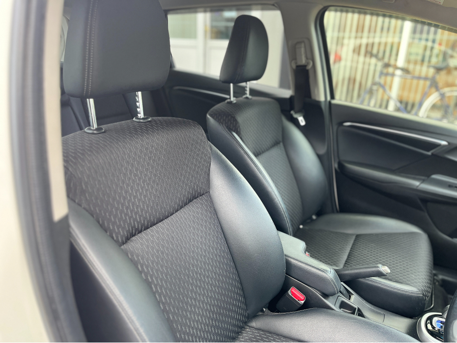 2014 Honda Fit - image 10