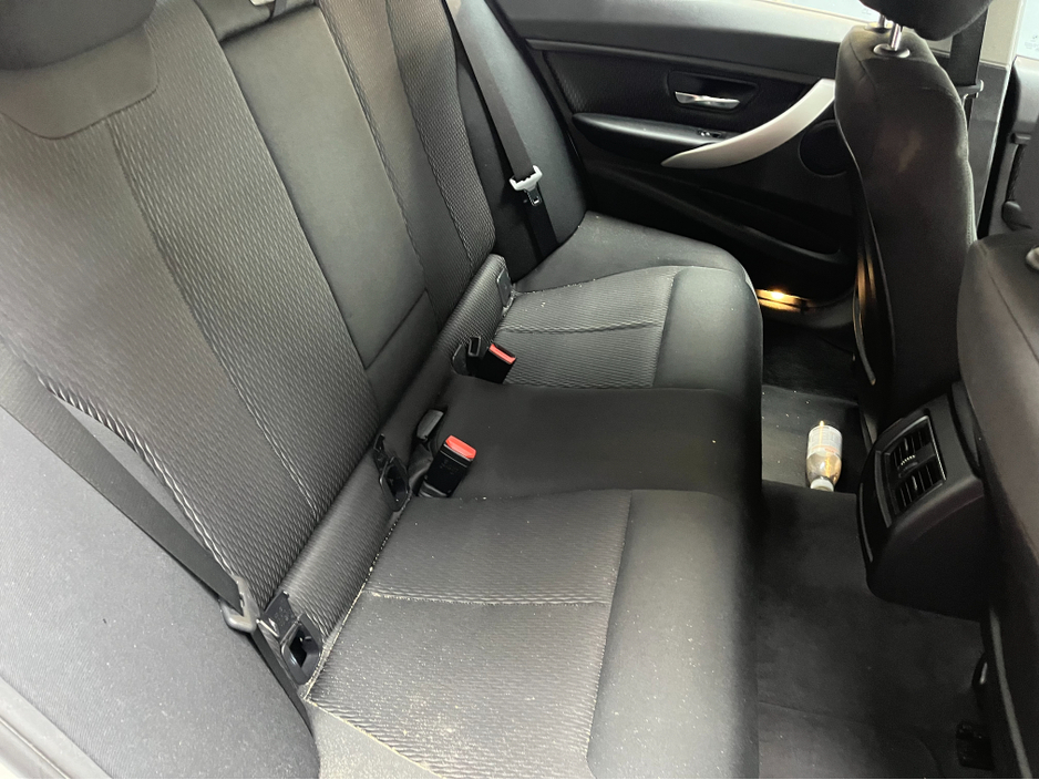 2015 BMW 1 Series - image 11