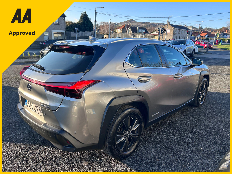 2020 Lexus UX 250 H 2020 LEXUS UX250h HYBRID DESIGN €22,950