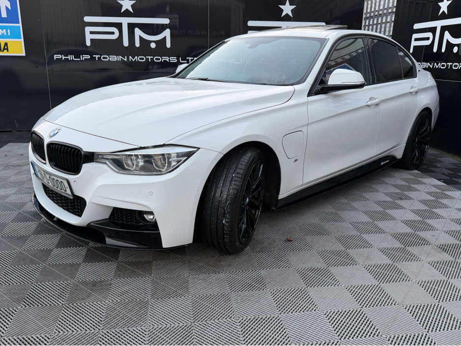 2018 BMW 3 Series 330e M SPORT F30 252HP AUTO Sunroof & Red Leather €20,995