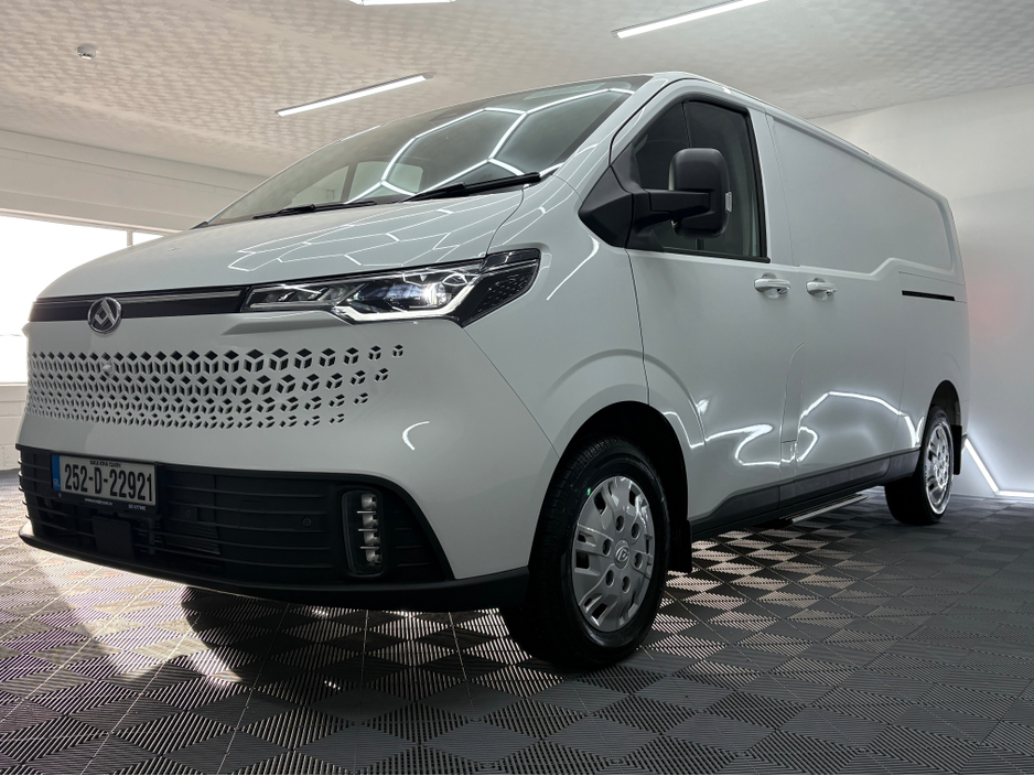 2025 Maxus Deliver 7 L2H1 2.0D 150bhp €25,950