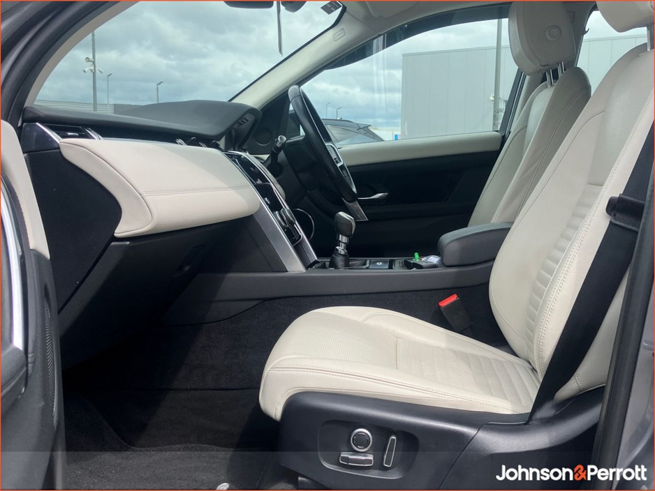 2021 Land Rover Discovery Sport - image 3