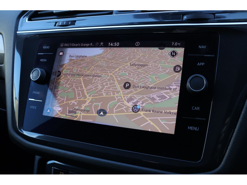 2021 Volkswagen Tiguan - image 19