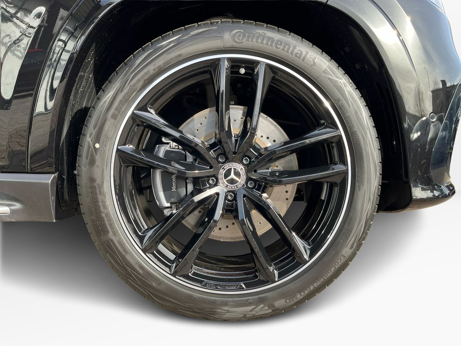 2026 Mercedes-Benz GLS - image 7