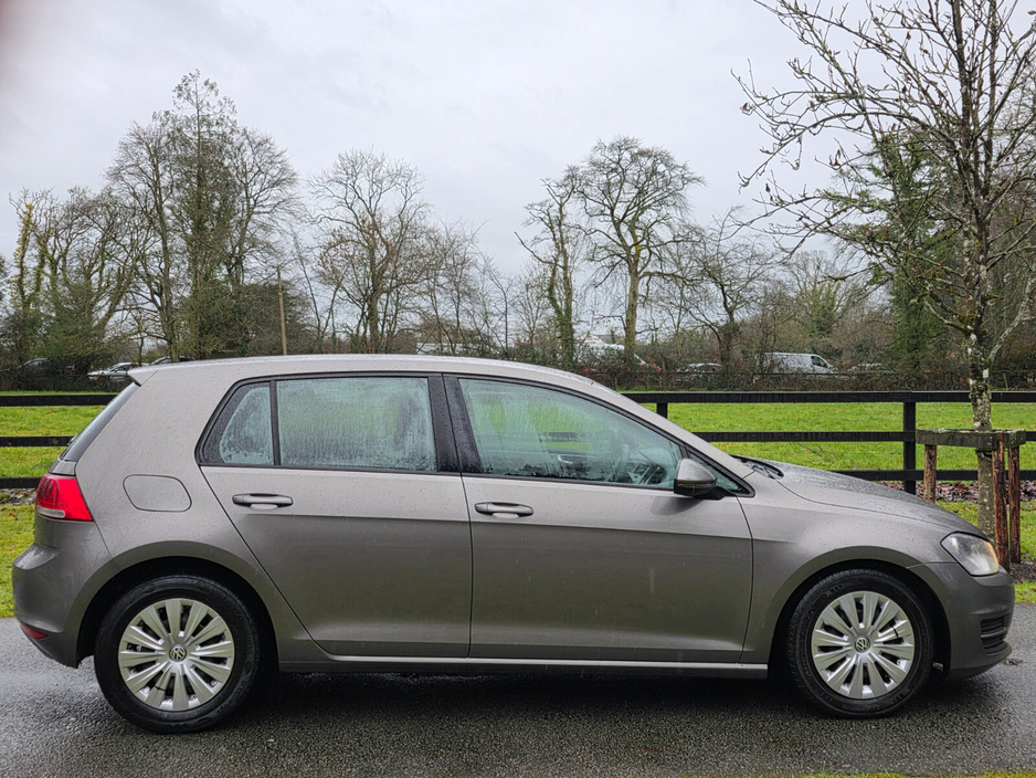 2014 Volkswagen Golf 1.6 TDI 105HP COMFORTLINE €5,250