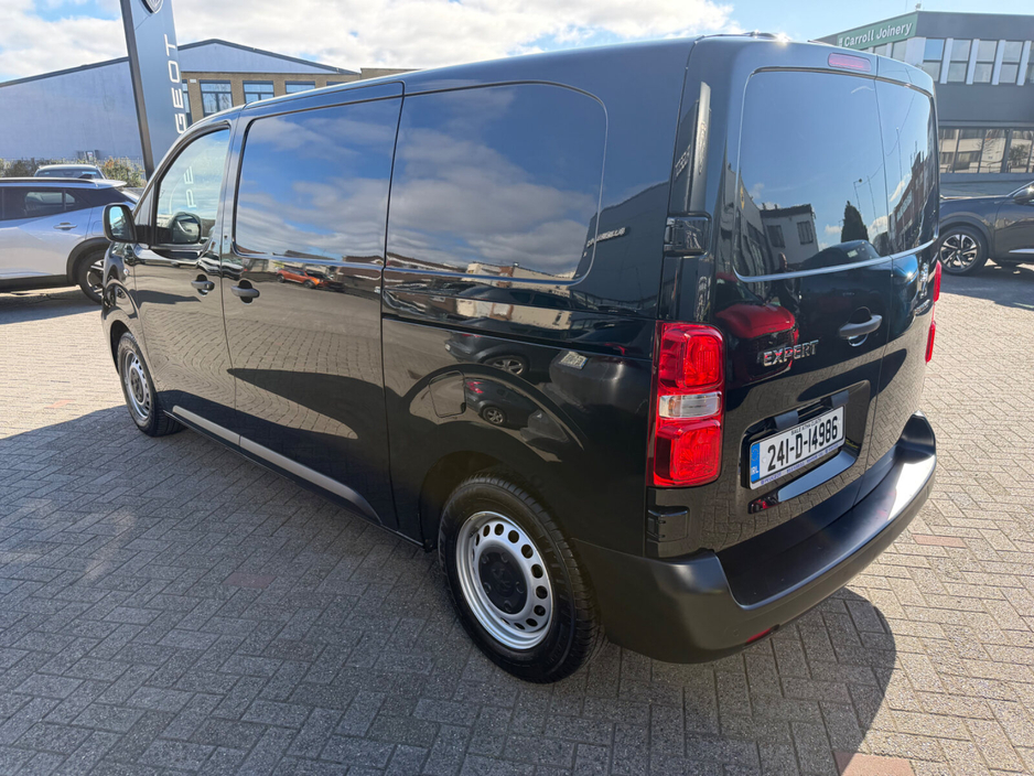 2024 Peugeot Expert - image 6