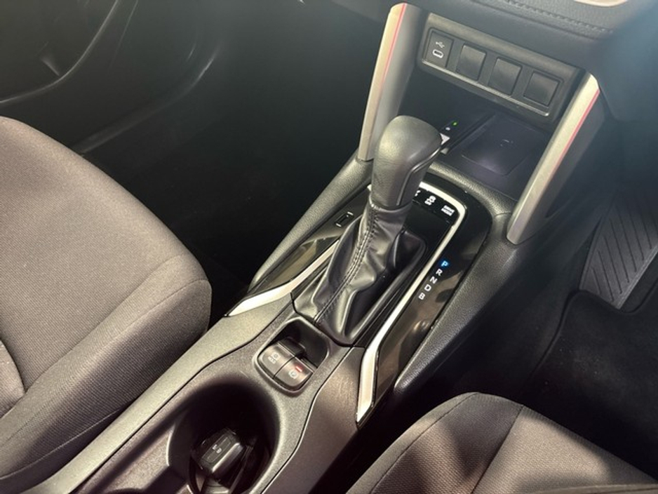 2025 Toyota Corolla Cross - image 17