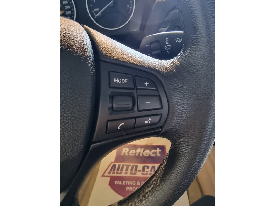 2014 BMW 1 Series - image 22