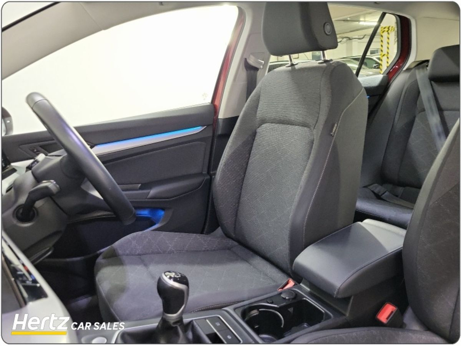 2024 Volkswagen Golf LIFE 110HP Petrol Manual €25,995