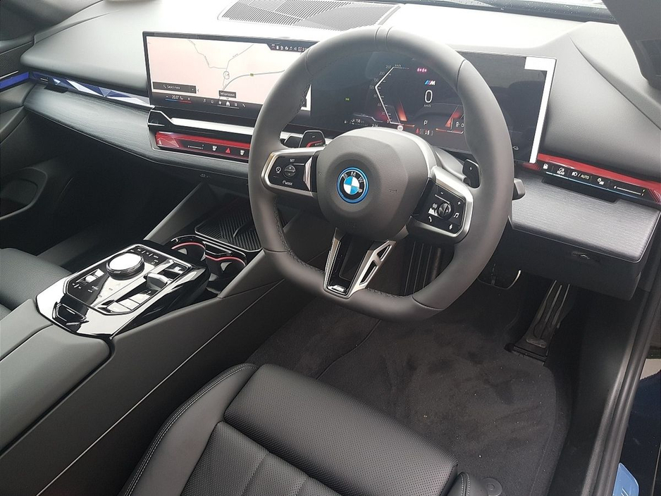 2026 BMW 5 Series - image 6