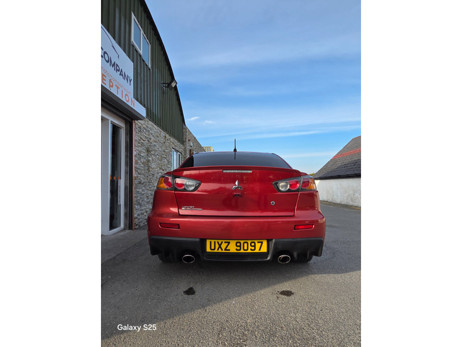 2010 Mitsubishi Lancer - image 11