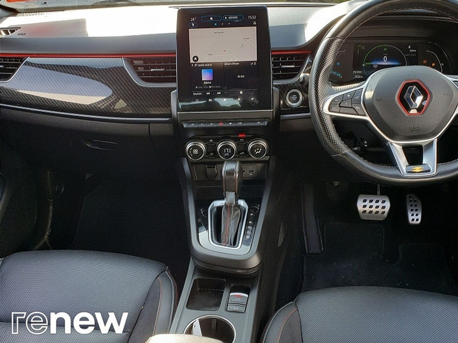 2022 Renault Arkana - image 2