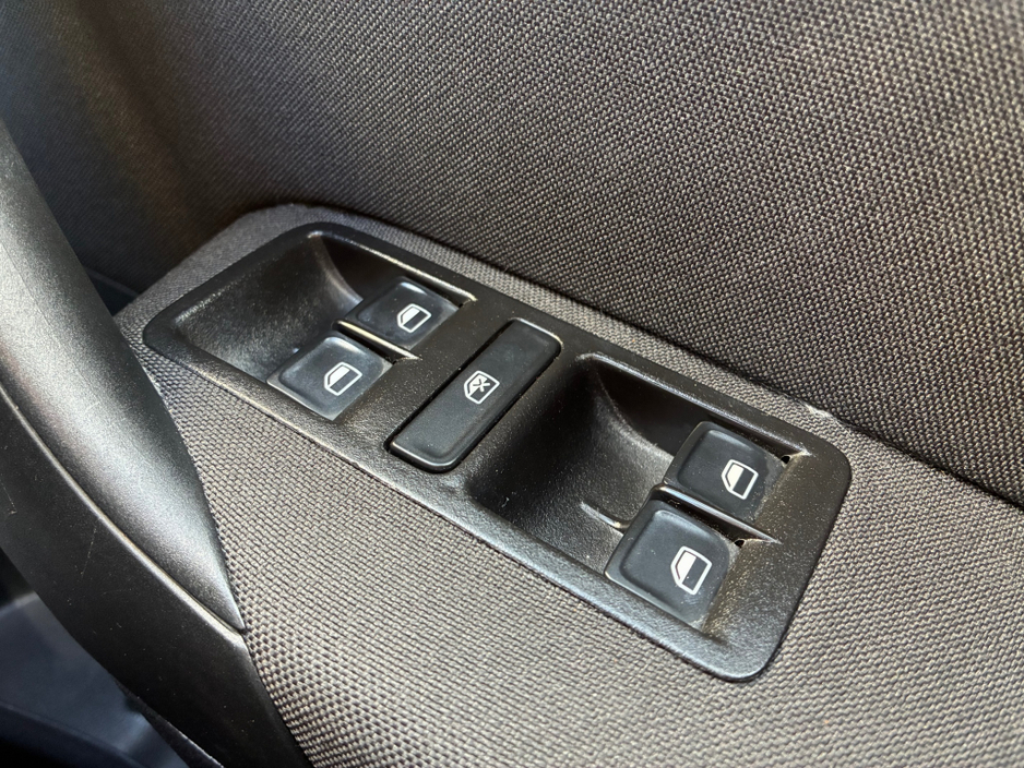 2015 Volkswagen Polo 1.2i TSI Petrol Automatic Comfortline €12,250