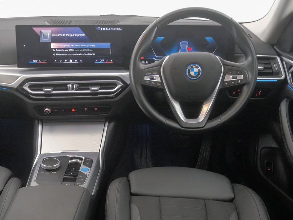 2024 BMW i4 - image 5