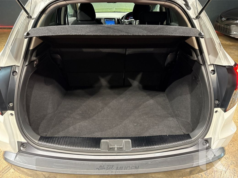 2020 Honda Vezel - image 12