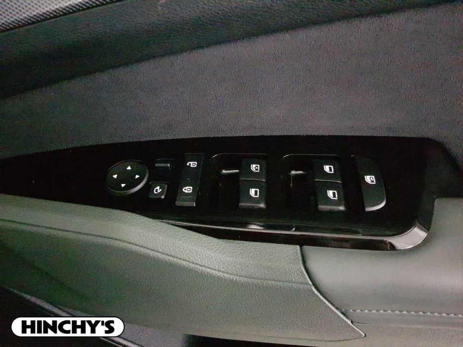 2024 Kia Sportage - image 21