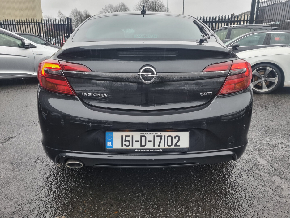2015 Opel Insignia - image 14