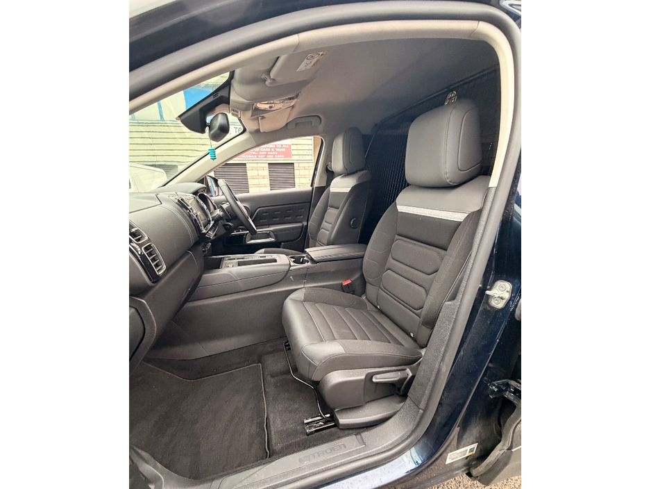 2023 Citroen C5 Aircross - image 14