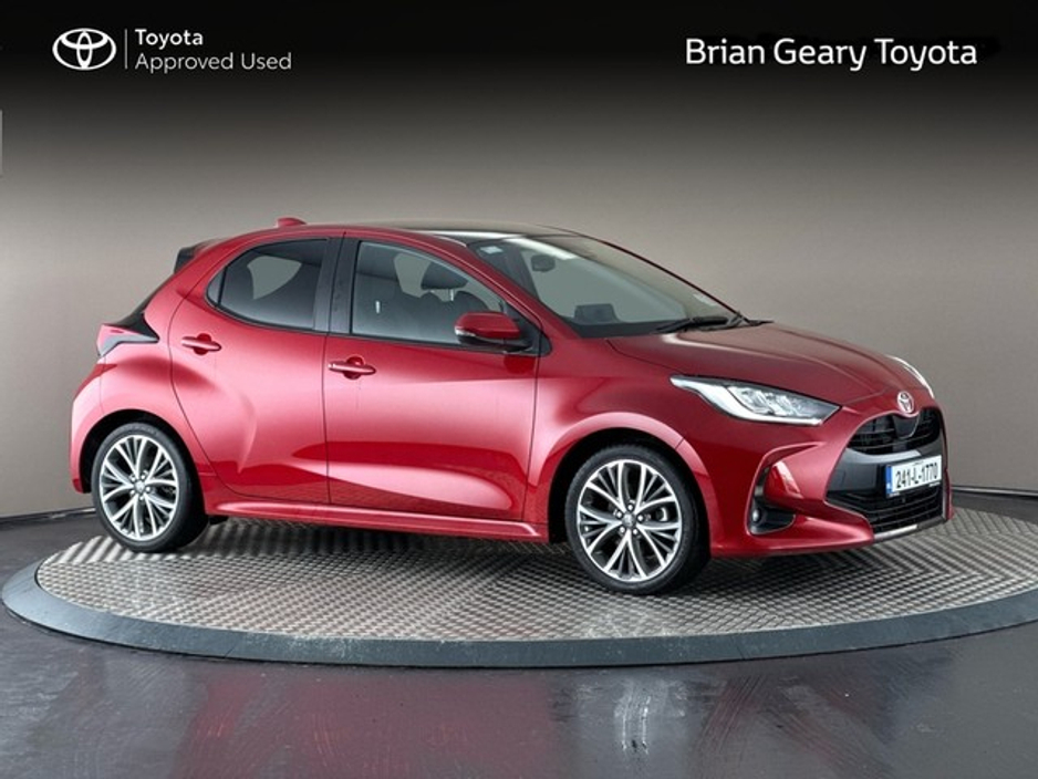 2024 Toyota Yaris HYBRID PLATINUM *TOP SPEC* €28,950