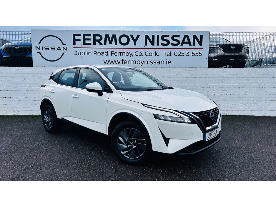 2023 Nissan Qashqai REVERSE CAMERA + REAR PARK SENSORS €27,995