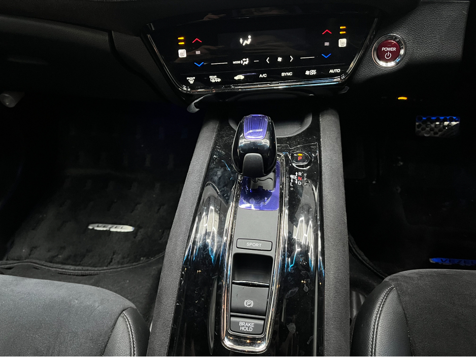 2017 Honda Vezel €17950! 2017 HONDA VEZEL HYBRID RS SENSING 1.5 AUTOMATIC / CRUISE CONTROL / REVERSE CAMERA / HEATED SEATS €17,950