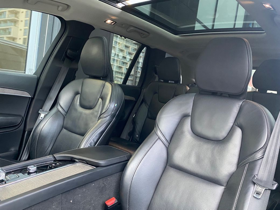 2022 Volvo XC90 - image 15