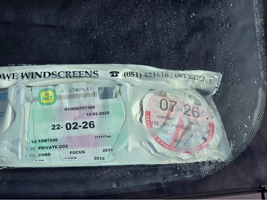 2010 Ford Focus - image 11