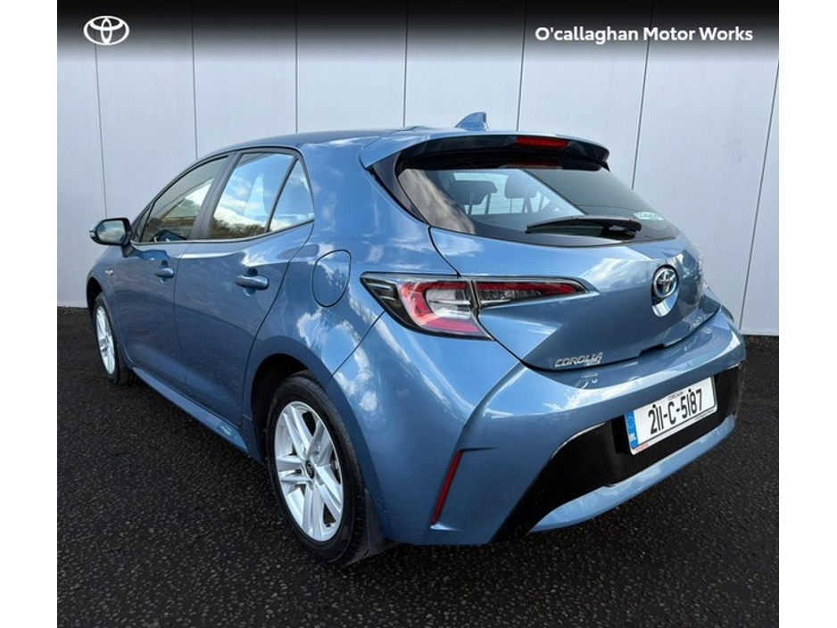 2021 Toyota Corolla - image 3