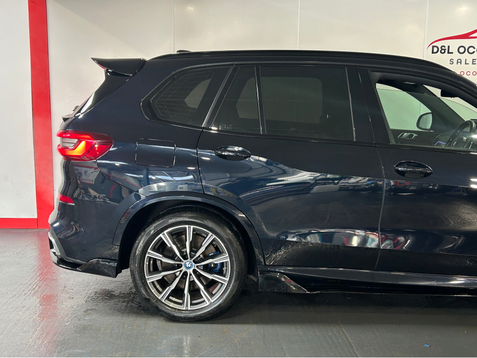 2022 BMW X5 XDRIVE45E M SPORT AUTO €59,950