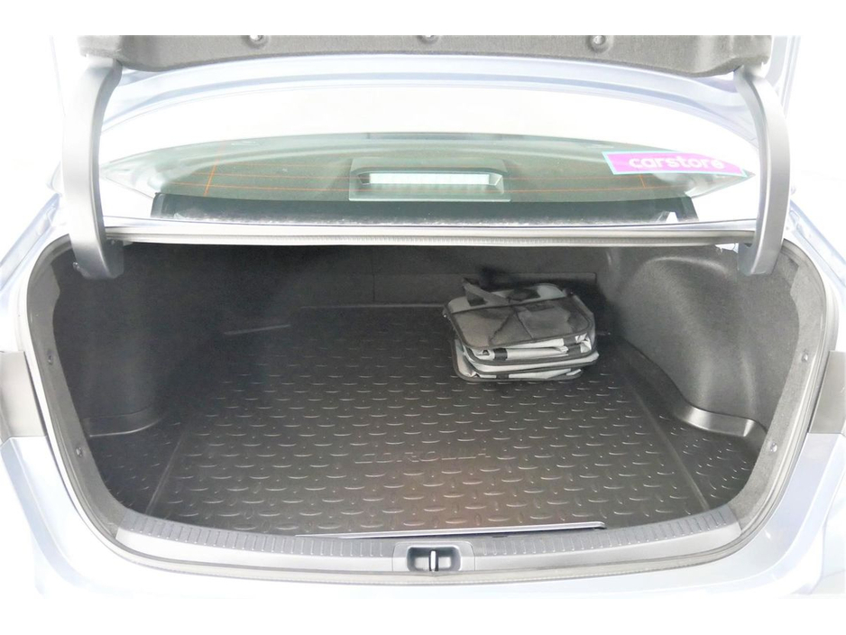 2020 Toyota Corolla - image 22