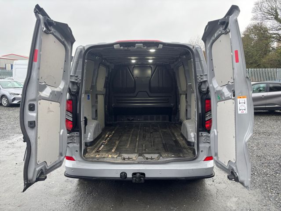 2025 Ford Transit Custom 280S Limited 2.0TD136 6.2 A8FW €39,000