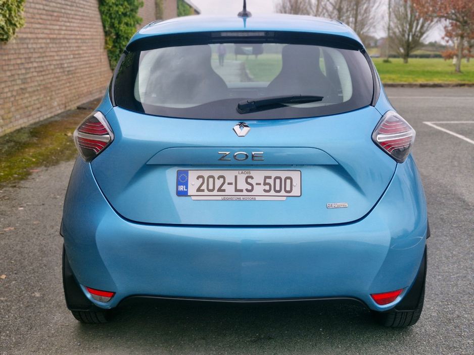 2020 Renault Zoe - image 9