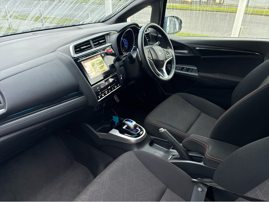 2014 Honda Fit 1.5L Petrol Hybrid Automatic €10,950