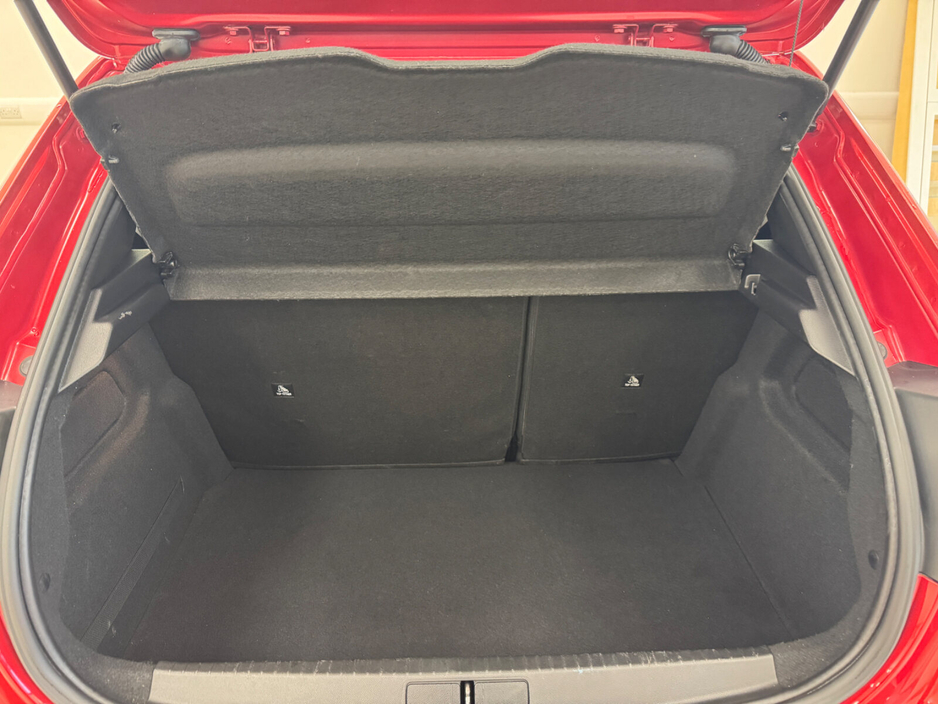 2020 Peugeot 208 1.2 Puretech 75 bhp Active €14,500