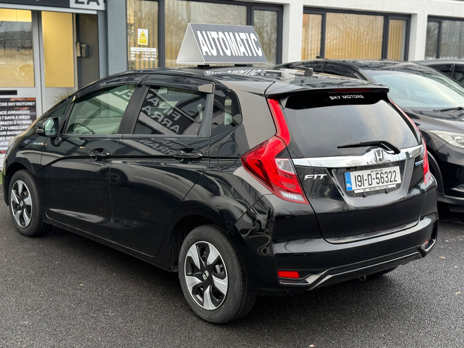 2019 Honda Fit - image 6